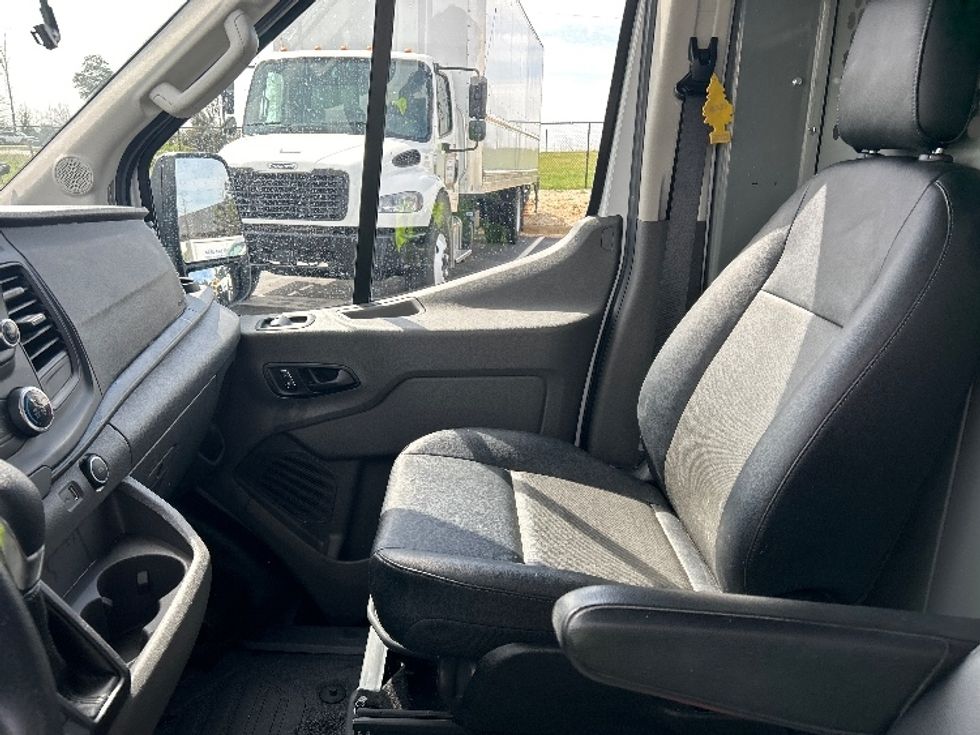 Cargo Van (Panel Van)-Light and Medium Duty Trucks-Ford-2022-Transit 250-Greensboro-NC-146,603\n\t\tmiles-$ 26,500 - Image 17
