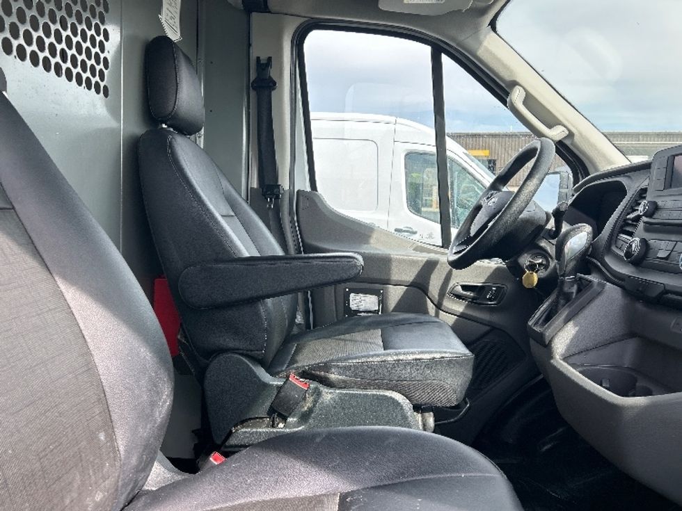Cargo Van (Panel Van)-Light and Medium Duty Trucks-Ford-2022-Transit 250-Greensboro-NC-146,603\n\t\tmiles-$ 26,500 - Image 20
