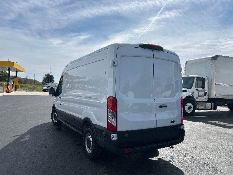 Cargo Van (Panel Van)-Light and Medium Duty Trucks-Ford-2022-Transit 250-Greensboro-NC-146,603\n\t\tmiles-$ 26,500 - Image 6