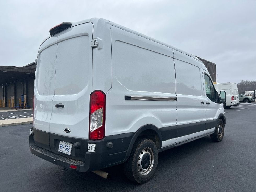 Cargo Van (Panel Van)-Light and Medium Duty Trucks-Ford-2022-Transit 250-Greensboro-NC-150,829\n\t\tmiles-$ 25,750 - Image 12