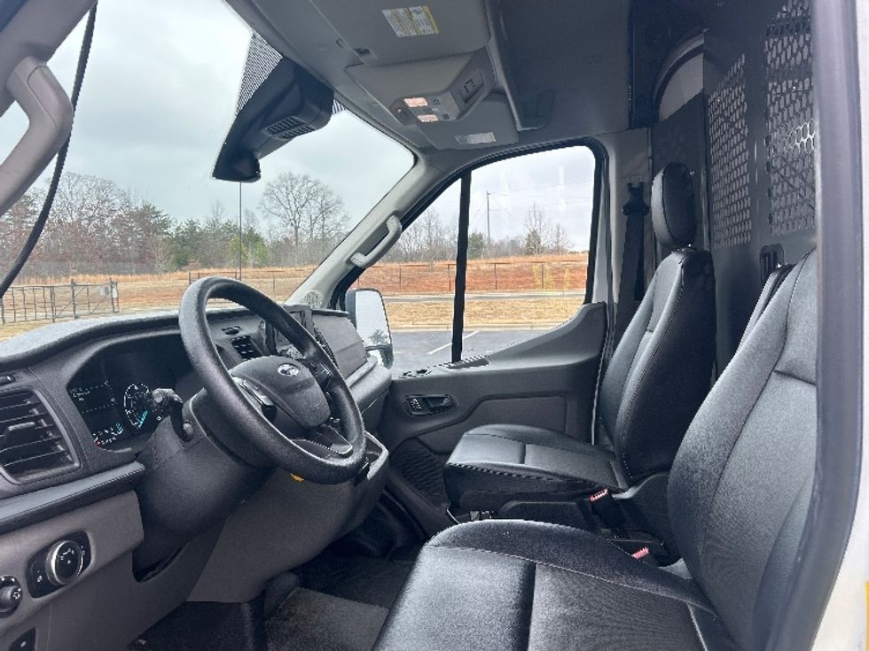 Cargo Van (Panel Van)-Light and Medium Duty Trucks-Ford-2022-Transit 250-Greensboro-NC-150,829\n\t\tmiles-$ 25,750 - Image 18