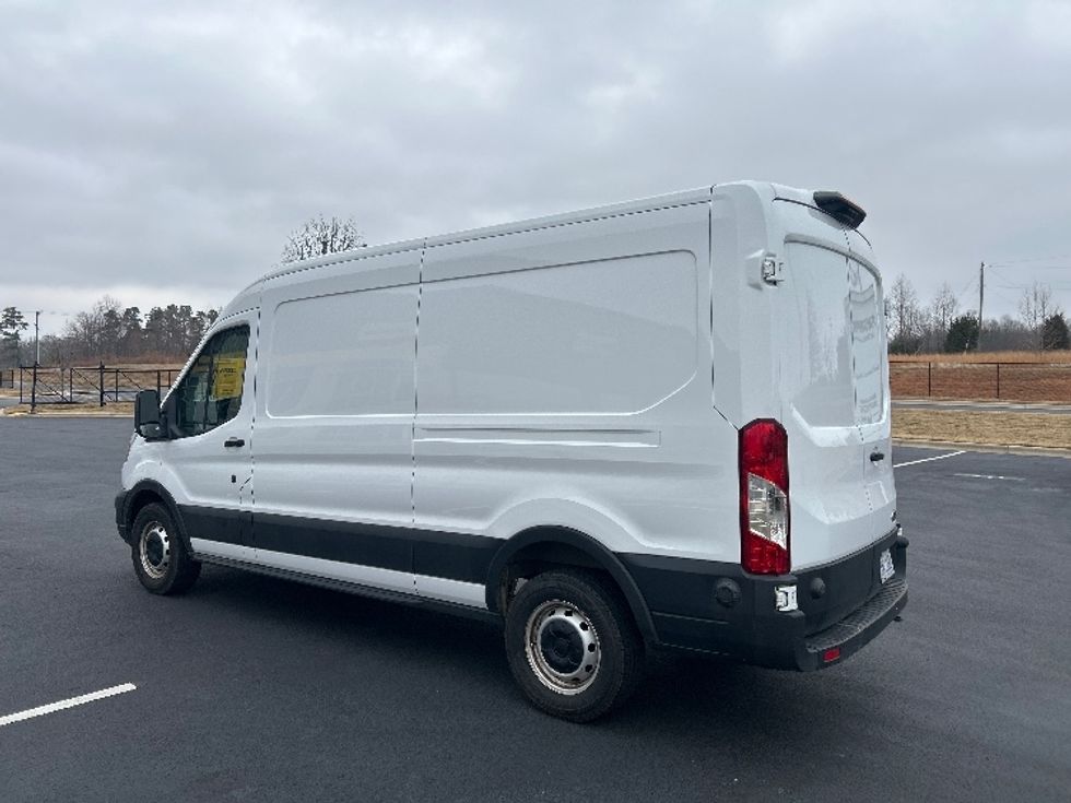 Cargo Van (Panel Van)-Light and Medium Duty Trucks-Ford-2022-Transit 250-Greensboro-NC-150,829\n\t\tmiles-$ 25,750 - Image 6