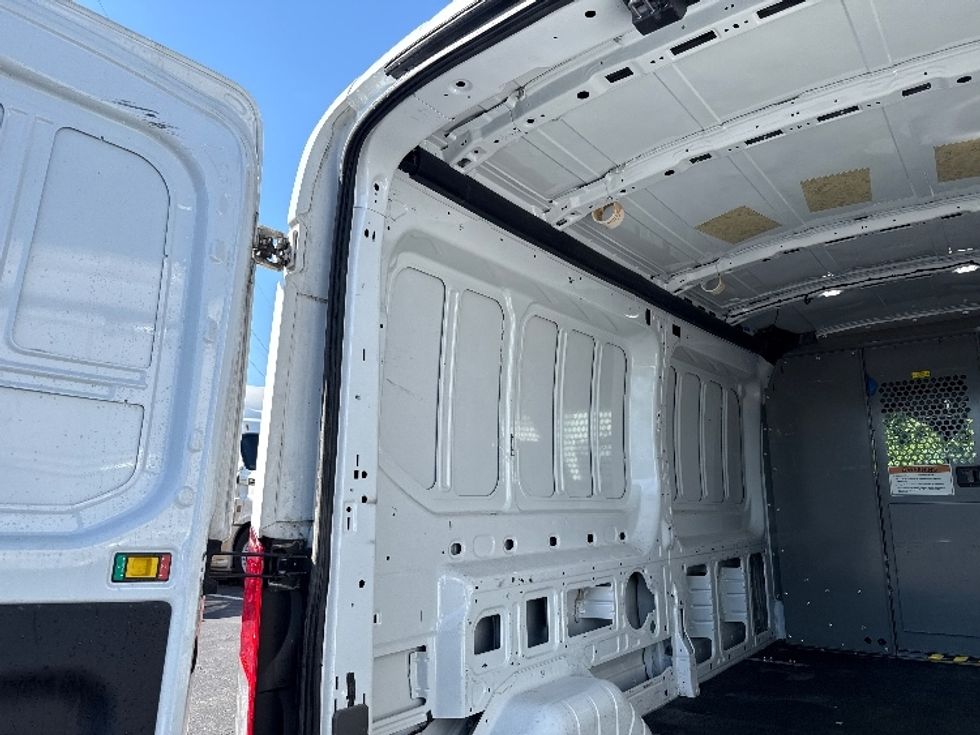 Cargo Van (Panel Van)-Light and Medium Duty Trucks-Ford-2022-Transit 250-Greensboro-NC-175,913\n\t\tmiles-$ 20,500 - Image 10