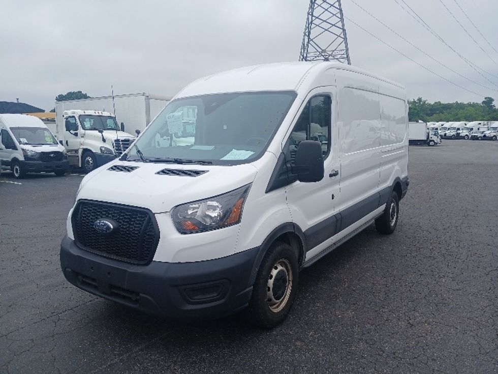Cargo Van (Panel Van)-Light and Medium Duty Trucks-Ford-2022-Transit 250-Greensboro-NC-175,913\n\t\tmiles-$ 20,500 - Image 3