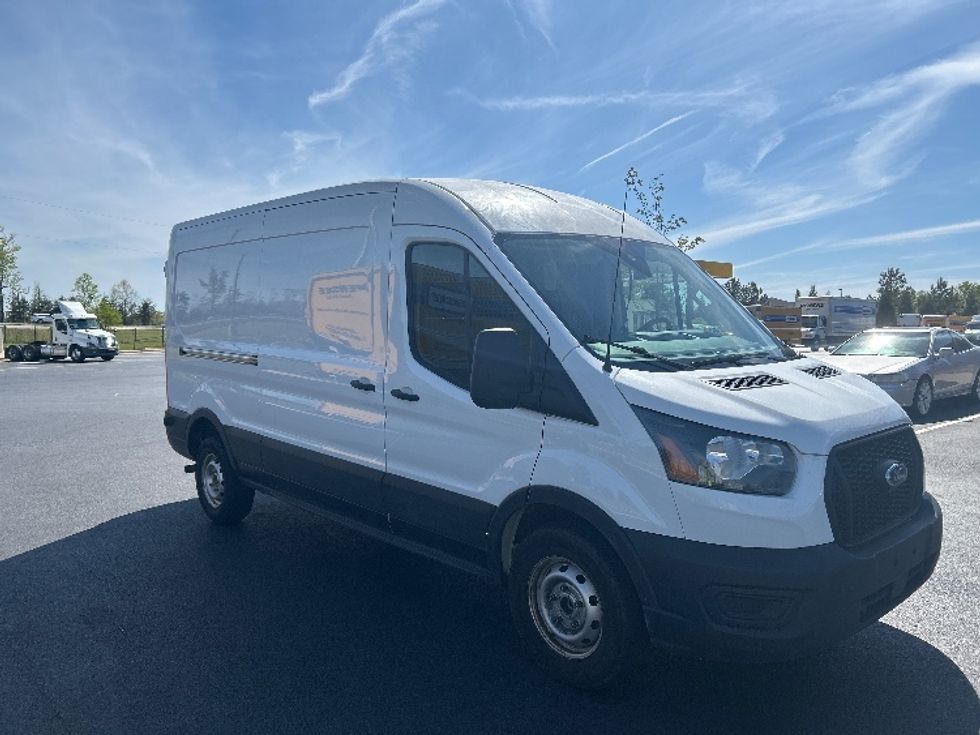Cargo Van (Panel Van)-Light and Medium Duty Trucks-Ford-2022-Transit 250-Greensboro-NC-191,541\n\t\tmiles-$ 19,750 - Image 1