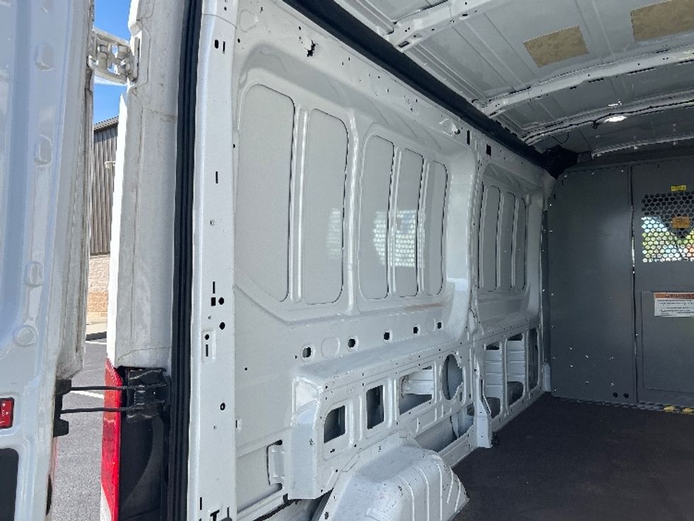 Cargo Van (Panel Van)-Light and Medium Duty Trucks-Ford-2022-Transit 250-Greensboro-NC-191,541\n\t\tmiles-$ 19,750 - Image 10