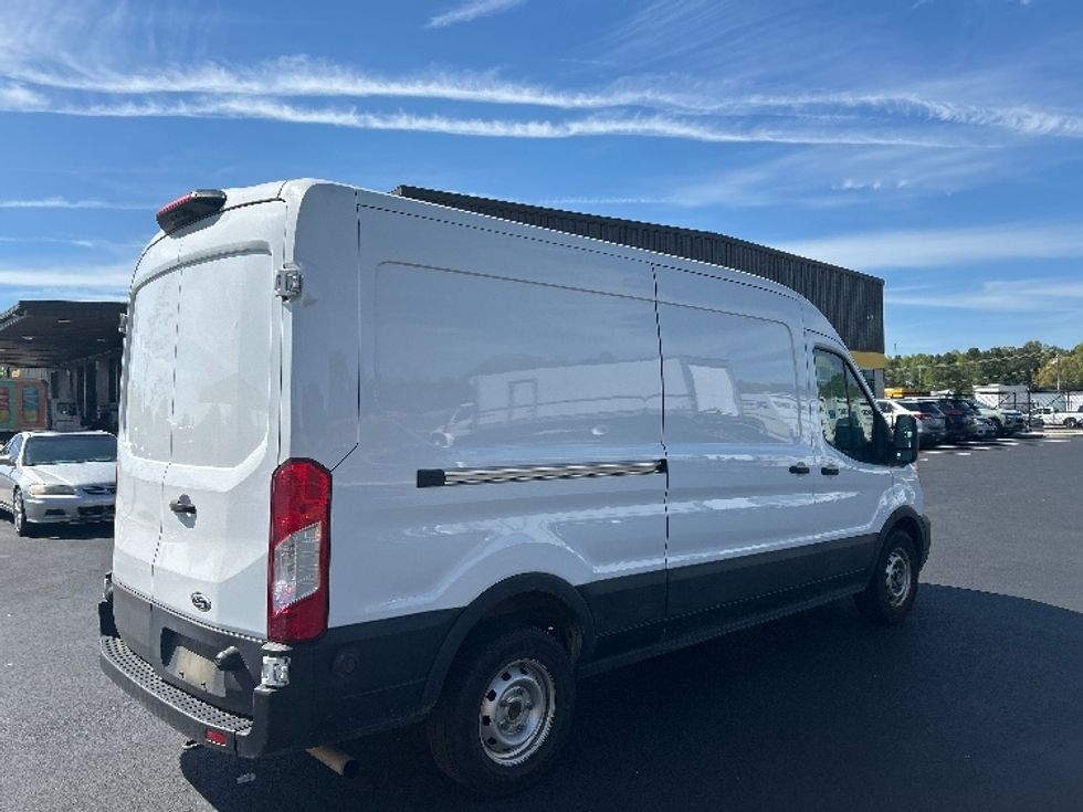 Cargo Van (Panel Van)-Light and Medium Duty Trucks-Ford-2022-Transit 250-Greensboro-NC-191,541\n\t\tmiles-$ 19,750 - Image 12