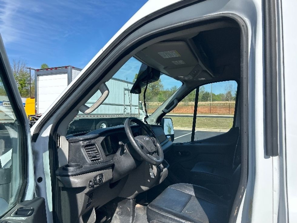 Cargo Van (Panel Van)-Light and Medium Duty Trucks-Ford-2022-Transit 250-Greensboro-NC-191,541\n\t\tmiles-$ 19,750 - Image 13