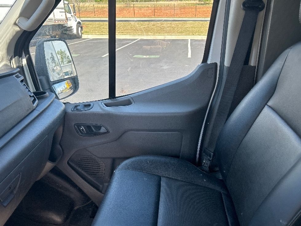 Cargo Van (Panel Van)-Light and Medium Duty Trucks-Ford-2022-Transit 250-Greensboro-NC-191,541\n\t\tmiles-$ 19,750 - Image 16