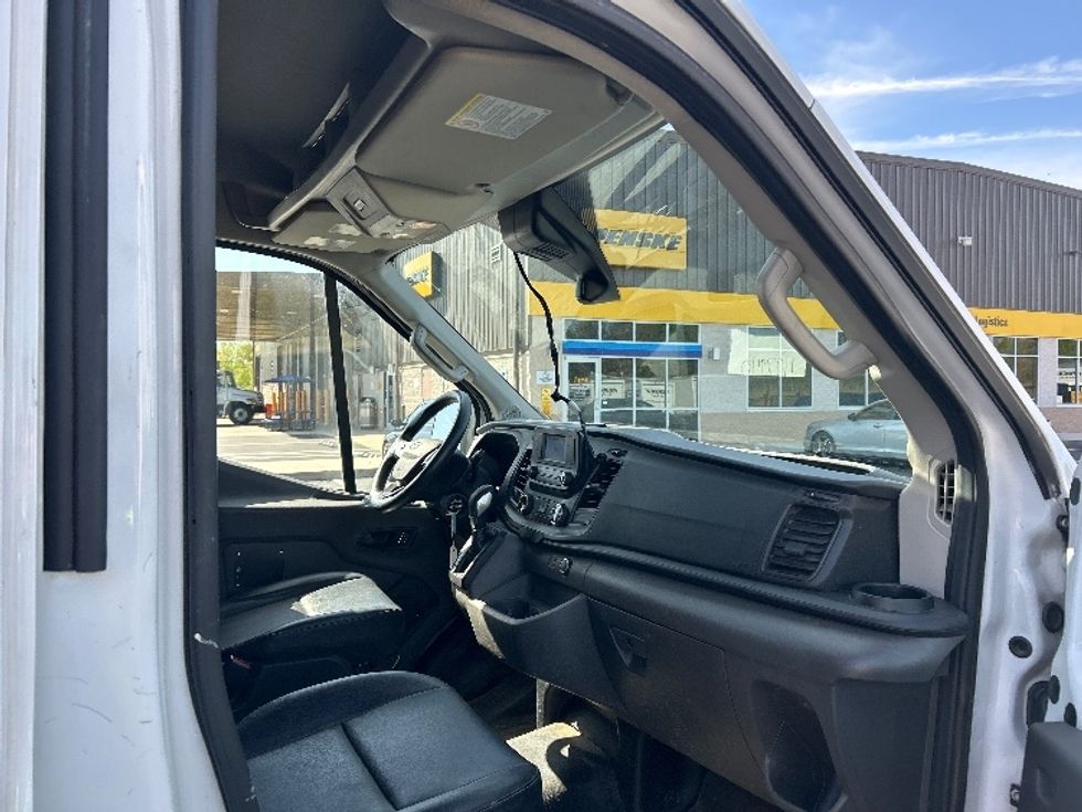 Cargo Van (Panel Van)-Light and Medium Duty Trucks-Ford-2022-Transit 250-Greensboro-NC-191,541\n\t\tmiles-$ 19,750 - Image 17