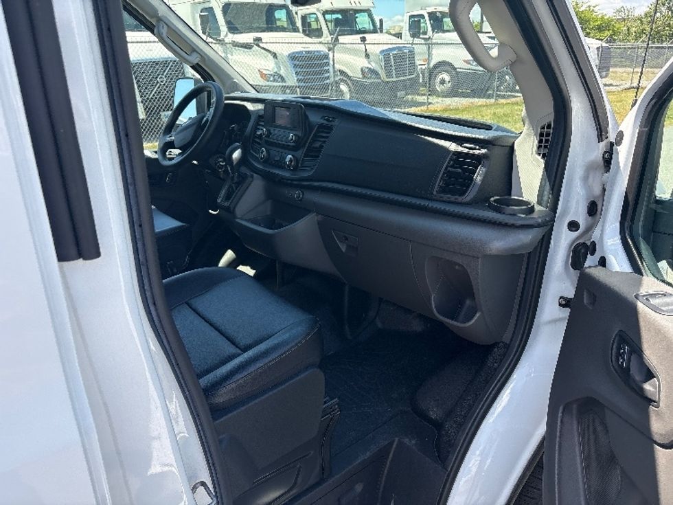Cargo Van (Panel Van)-Light and Medium Duty Trucks-Ford-2022-Transit 250-Greensboro-NC-84,858\n\t\tmiles-$ 37,500 - Image 18