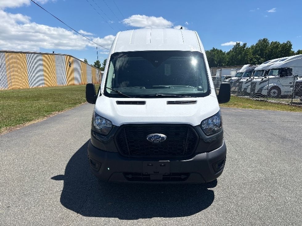 Cargo Van (Panel Van)-Light and Medium Duty Trucks-Ford-2022-Transit 250-Greensboro-NC-84,858\n\t\tmiles-$ 37,500 - Image 2