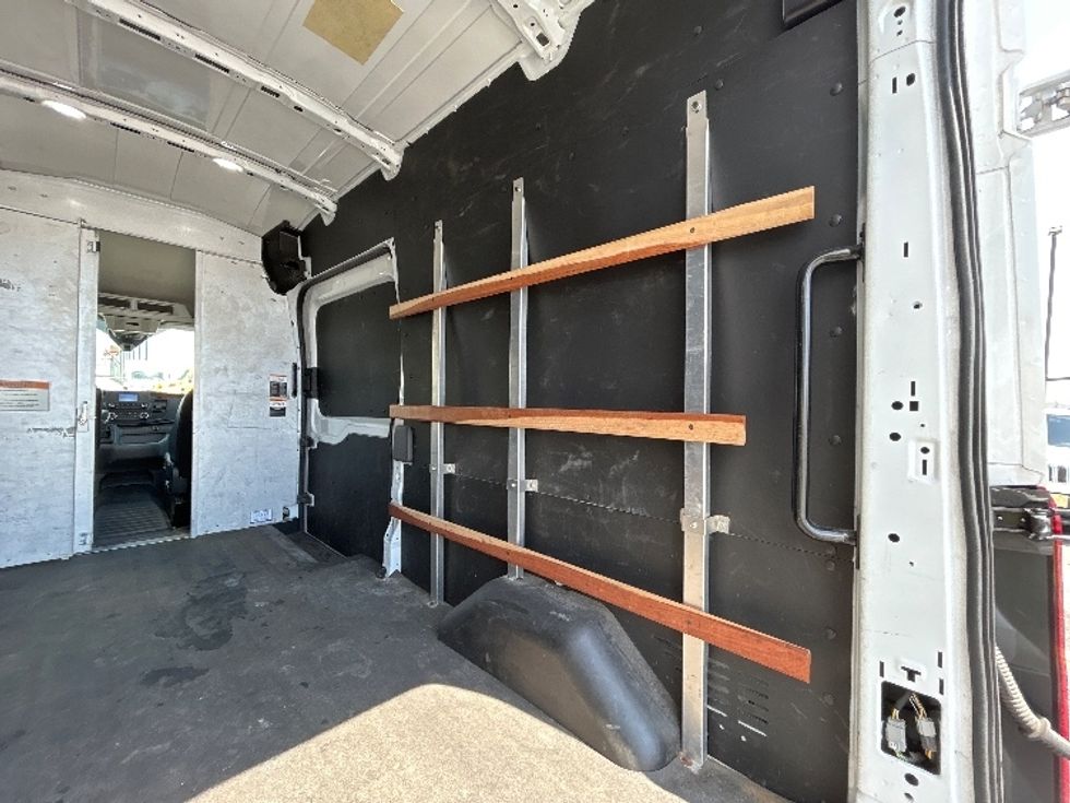 Cargo Van (Panel Van)-Light and Medium Duty Trucks-Ford-2022-Transit 250-Harahan-LA-46,545\n\t\tmiles-$ 40,750 - Image 10