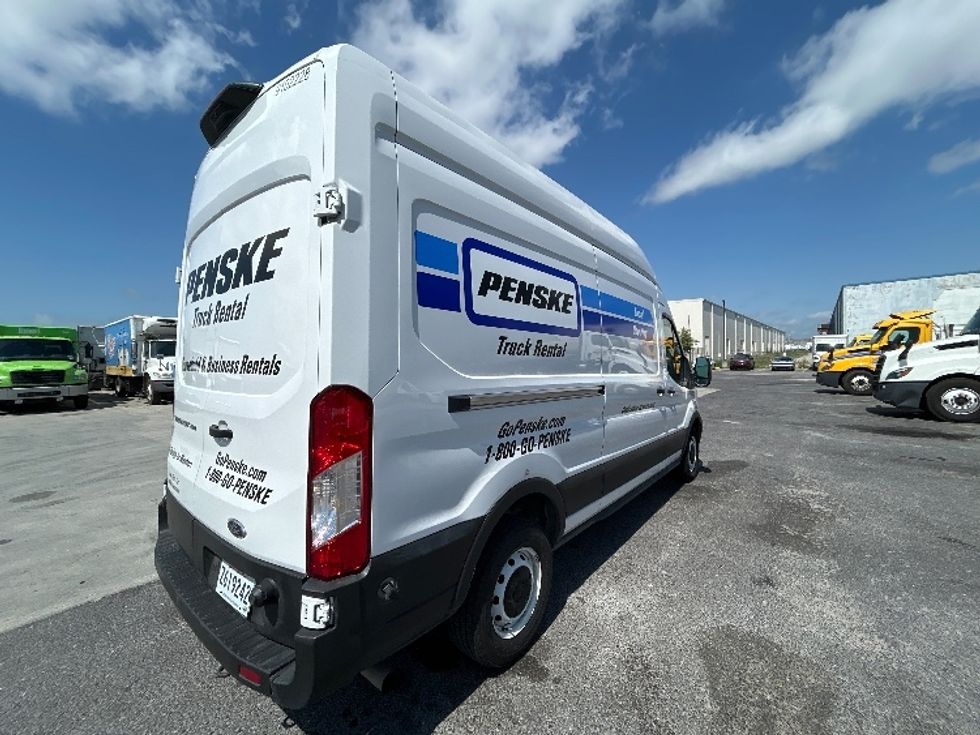 Cargo Van (Panel Van)-Light and Medium Duty Trucks-Ford-2022-Transit 250-Harahan-LA-46,545\n\t\tmiles-$ 40,750 - Image 11