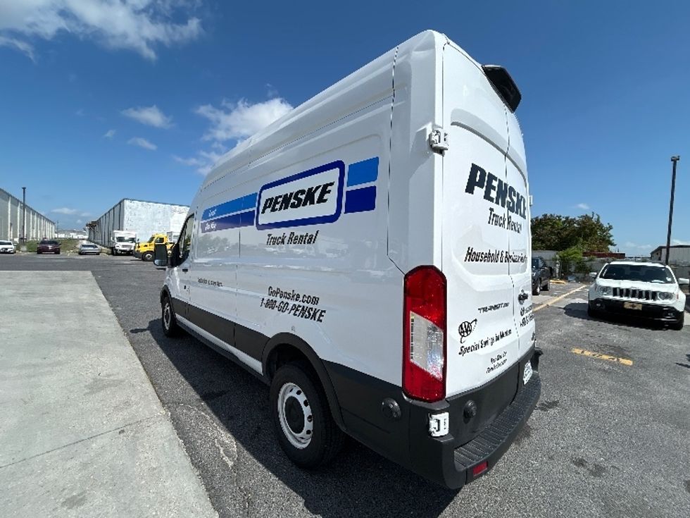 Cargo Van (Panel Van)-Light and Medium Duty Trucks-Ford-2022-Transit 250-Harahan-LA-46,545\n\t\tmiles-$ 40,750 - Image 6