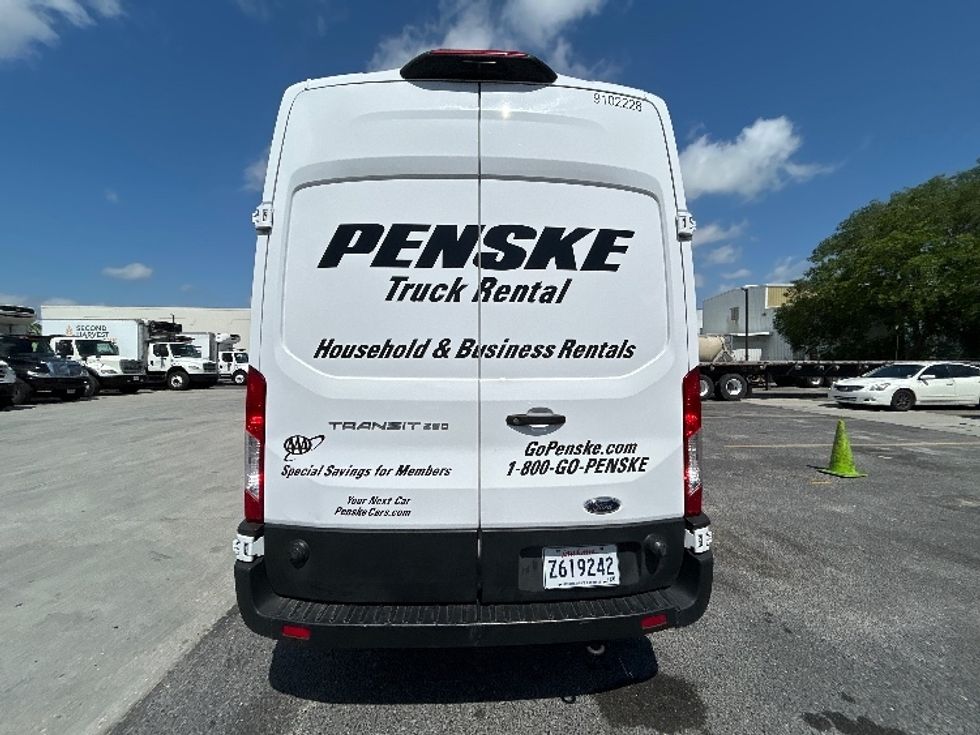 Cargo Van (Panel Van)-Light and Medium Duty Trucks-Ford-2022-Transit 250-Harahan-LA-46,545\n\t\tmiles-$ 40,750 - Image 7