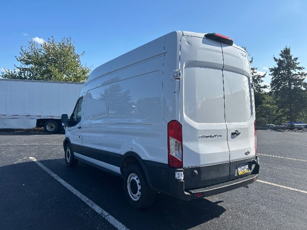 2022 Ford Transit photo 4