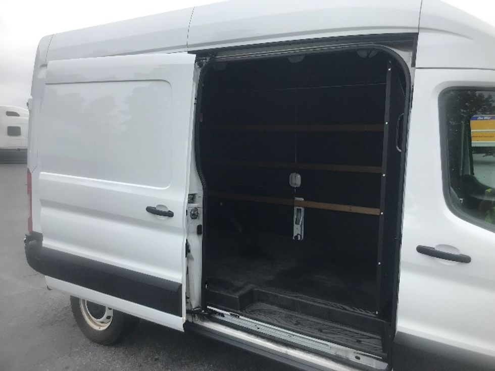 Cargo Van (Panel Van)-Light and Medium Duty Trucks-Ford-2022-Transit 250-Harrisburg-PA-158,176\n\t\tmiles-$ 25,000 - Image 25