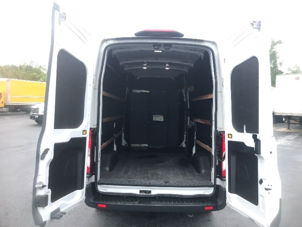 Cargo Van (Panel Van)-Light and Medium Duty Trucks-Ford-2022-Transit 250-Harrisburg-PA-158,176\n\t\tmiles-$ 25,000 - Image 8