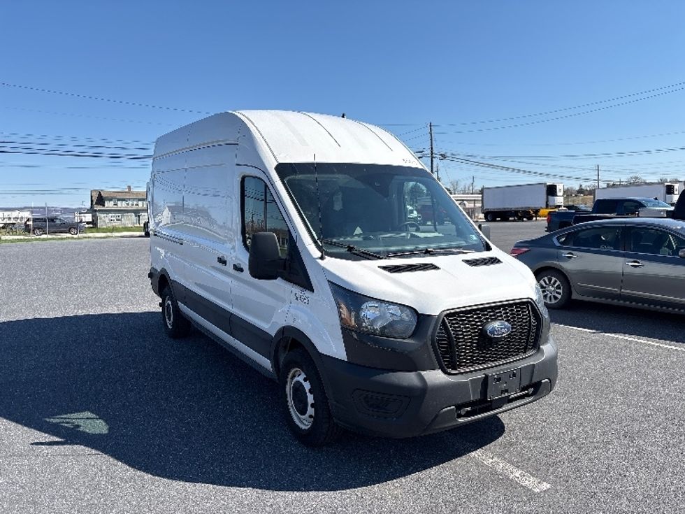 Cargo Van (Panel Van)-Light and Medium Duty Trucks-Ford-2022-Transit 250-Harrisburg-PA-76,587\n\t\tmiles-$ 40,500 - Image 1