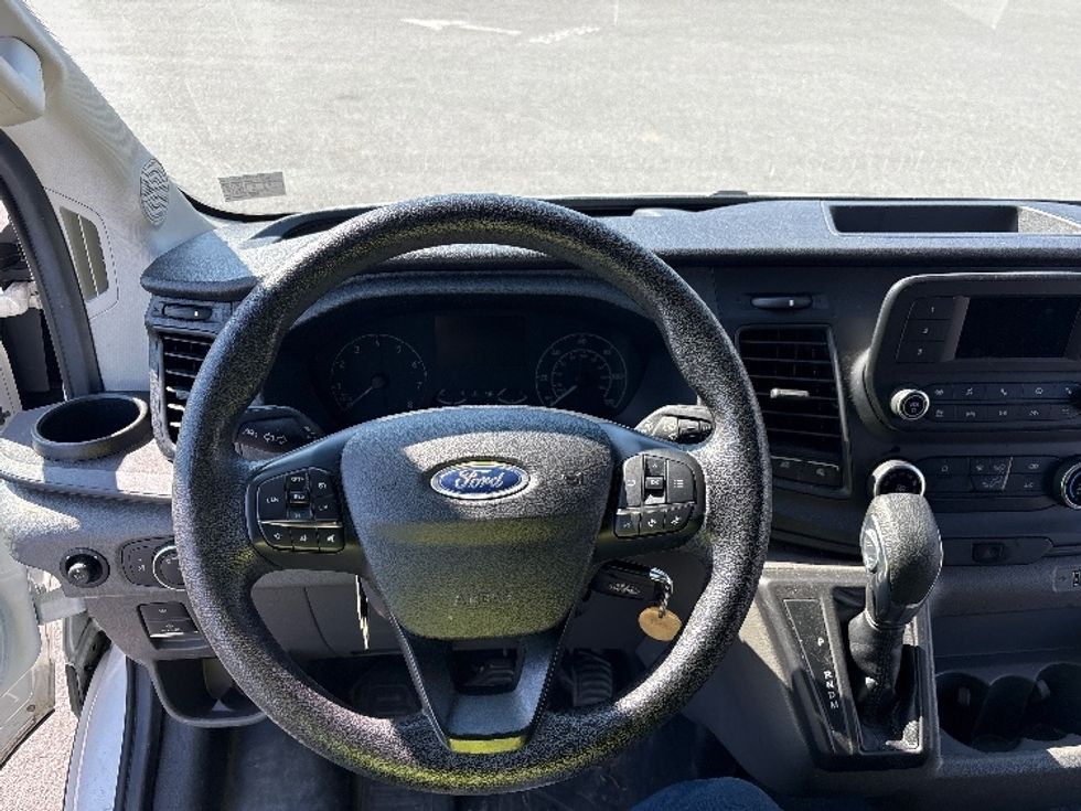 Cargo Van (Panel Van)-Light and Medium Duty Trucks-Ford-2022-Transit 250-Harrisburg-PA-76,587\n\t\tmiles-$ 40,500 - Image 14