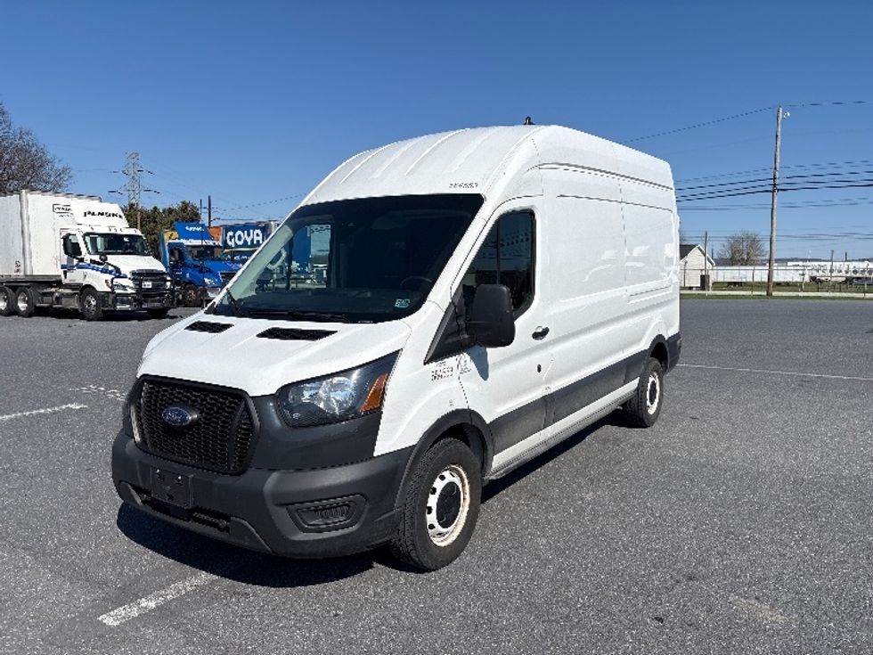 Cargo Van (Panel Van)-Light and Medium Duty Trucks-Ford-2022-Transit 250-Harrisburg-PA-76,587\n\t\tmiles-$ 40,500 - Image 3