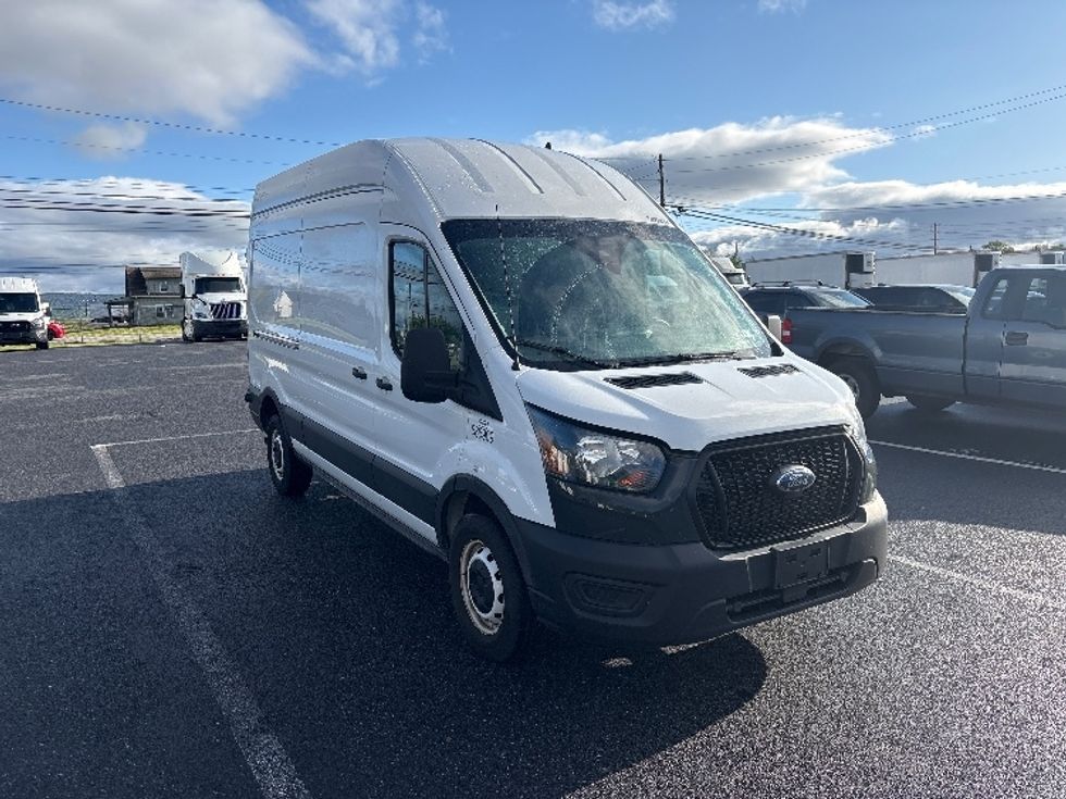 Cargo Van (Panel Van)-Light and Medium Duty Trucks-Ford-2022-Transit 250-Harrisburg-PA-78,252\n\t\tmiles-$ 39,000 - Image 1