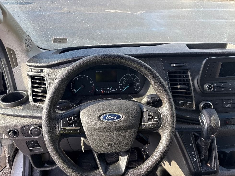 Cargo Van (Panel Van)-Light and Medium Duty Trucks-Ford-2022-Transit 250-Harrisburg-PA-78,252\n\t\tmiles-$ 39,000 - Image 14
