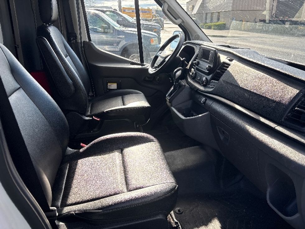 Cargo Van (Panel Van)-Light and Medium Duty Trucks-Ford-2022-Transit 250-Harrisburg-PA-78,467\n\t\tmiles-$ 39,000 - Image 18