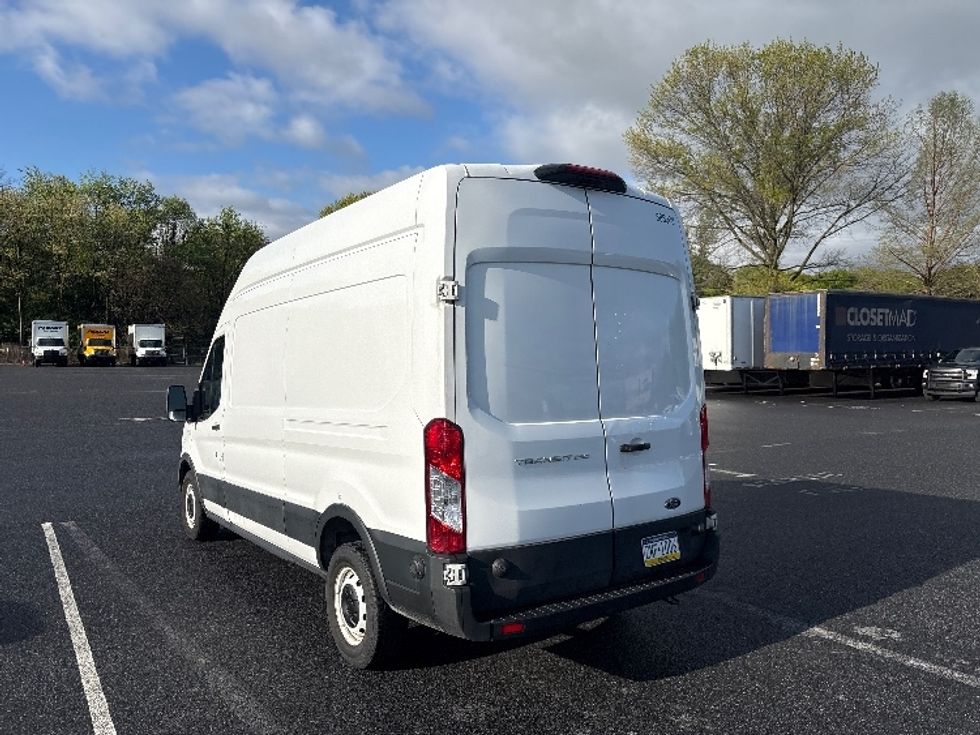 Cargo Van (Panel Van)-Light and Medium Duty Trucks-Ford-2022-Transit 250-Harrisburg-PA-78,467\n\t\tmiles-$ 39,000 - Image 5