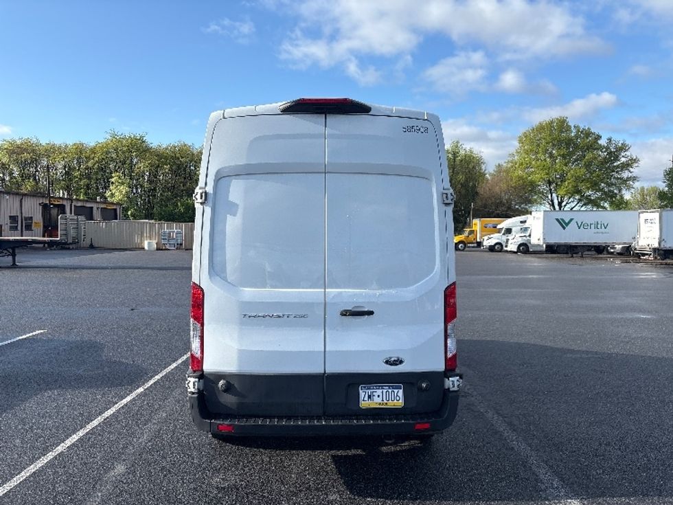 Cargo Van (Panel Van)-Light and Medium Duty Trucks-Ford-2022-Transit 250-Harrisburg-PA-78,467\n\t\tmiles-$ 39,000 - Image 6