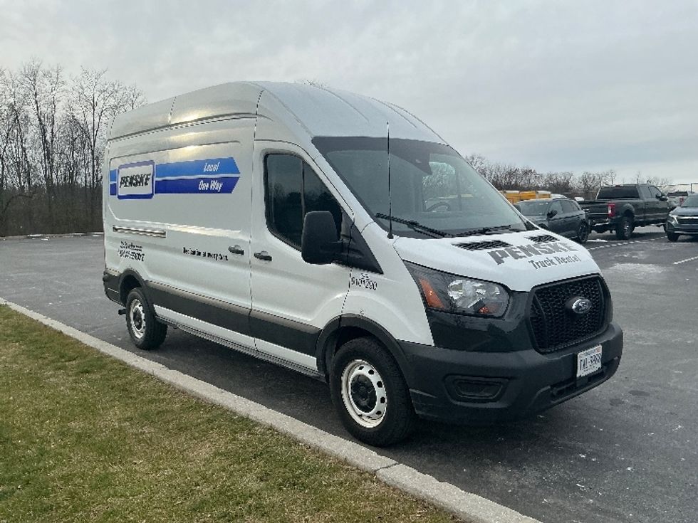 Cargo Van (Panel Van)-Light and Medium Duty Trucks-Ford-2022-Transit 250-Harrisburg-PA-81,589\n\t\tmiles-$ 37,500 - Image 1