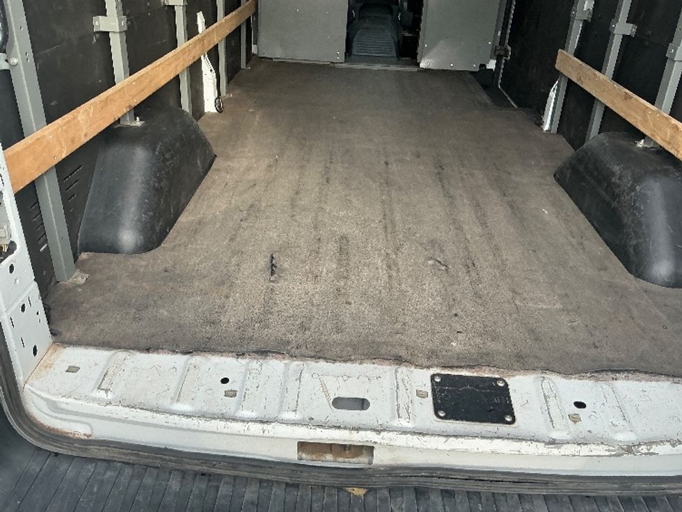 Cargo Van (Panel Van)-Light and Medium Duty Trucks-Ford-2022-Transit 250-Harrisburg-PA-81,589\n\t\tmiles-$ 37,500 - Image 10