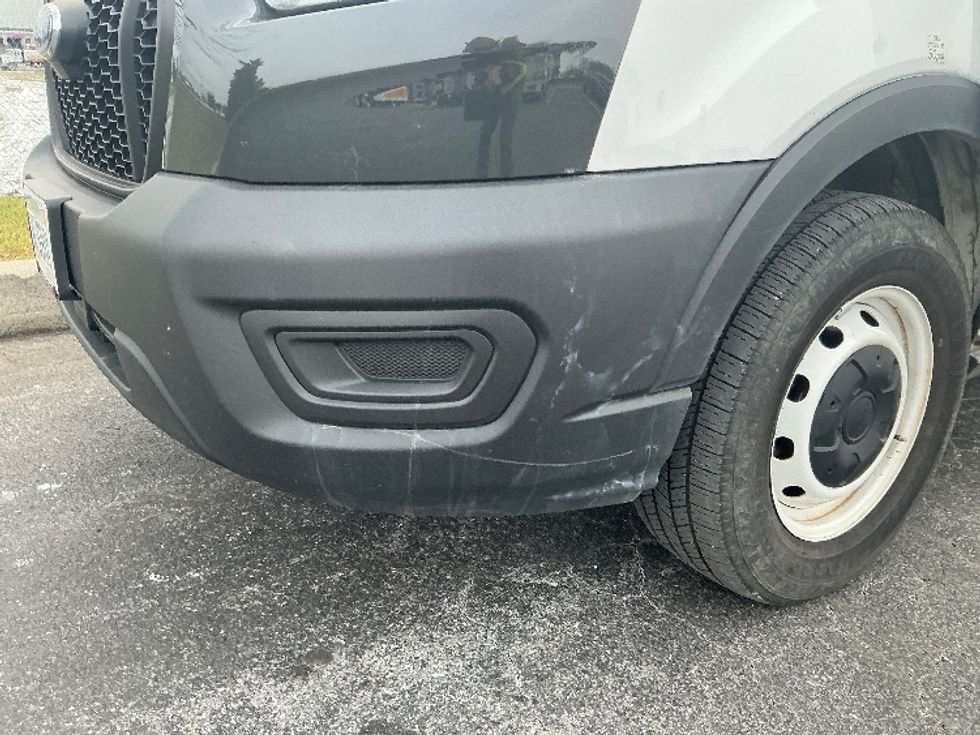 Cargo Van (Panel Van)-Light and Medium Duty Trucks-Ford-2022-Transit 250-Harrisburg-PA-81,589\n\t\tmiles-$ 37,500 - Image 27