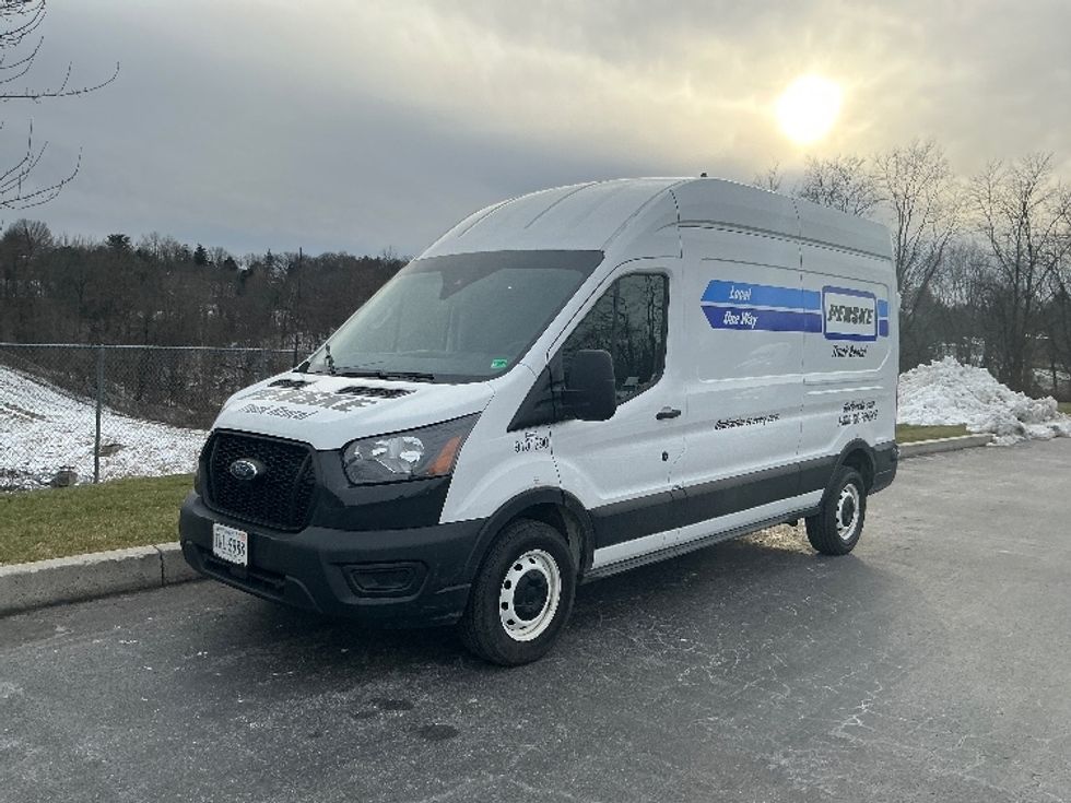 Cargo Van (Panel Van)-Light and Medium Duty Trucks-Ford-2022-Transit 250-Harrisburg-PA-81,589\n\t\tmiles-$ 37,500 - Image 3