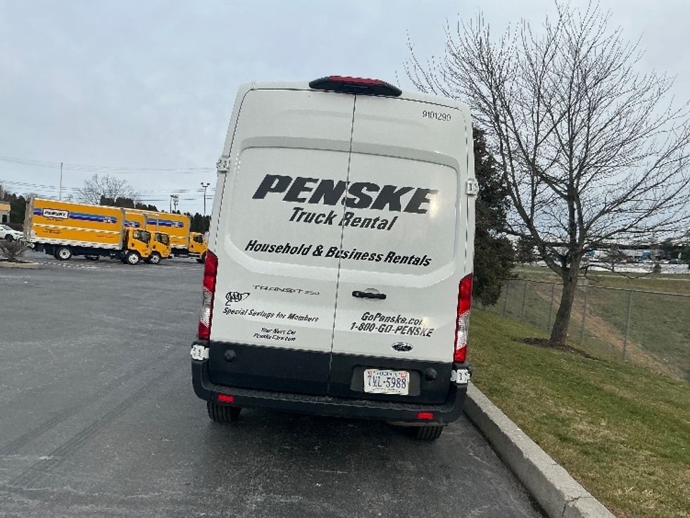 Cargo Van (Panel Van)-Light and Medium Duty Trucks-Ford-2022-Transit 250-Harrisburg-PA-81,589\n\t\tmiles-$ 37,500 - Image 7