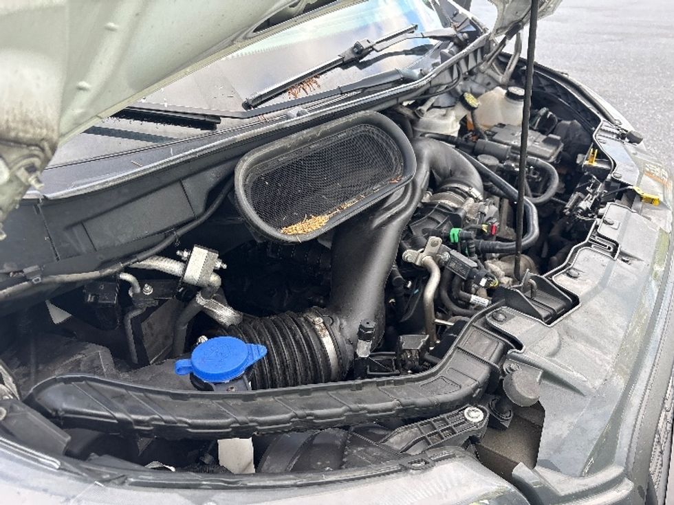 Cargo Van (Panel Van)-Light and Medium Duty Trucks-Ford-2022-Transit 250-Harrisburg-PA-83,111\n\t\tmiles-$ 38,500 - Image 19