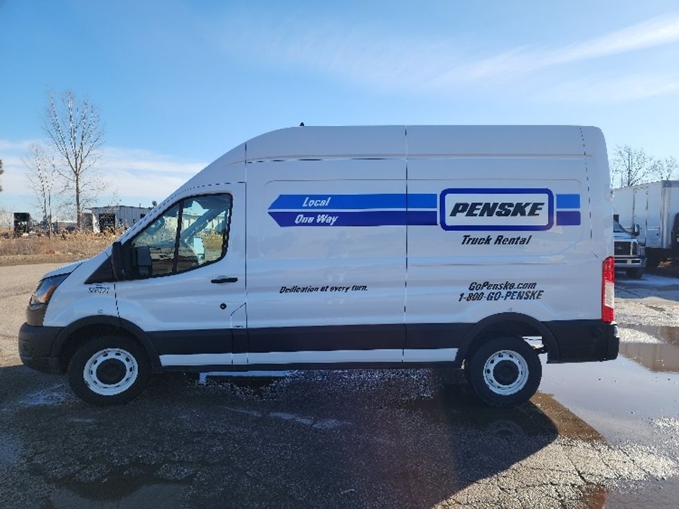 Cargo Van (Panel Van)-Light and Medium Duty Trucks-Ford-2022-Transit 250-Holland-MI-90,267\n\t\tmiles-$ 39,500 - Image 4