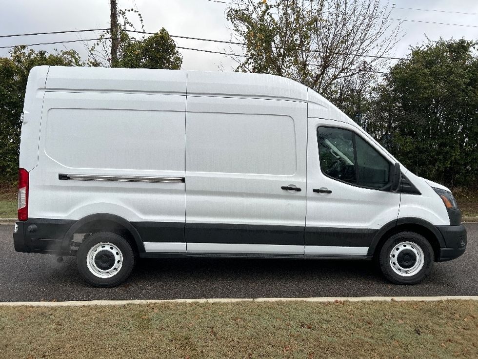 Cargo Van (Panel Van)-Light and Medium Duty Trucks-Ford-2022-Transit 250-Homewood-AL-110,422\n\t\tmiles-$ 34,250 - Image 15
