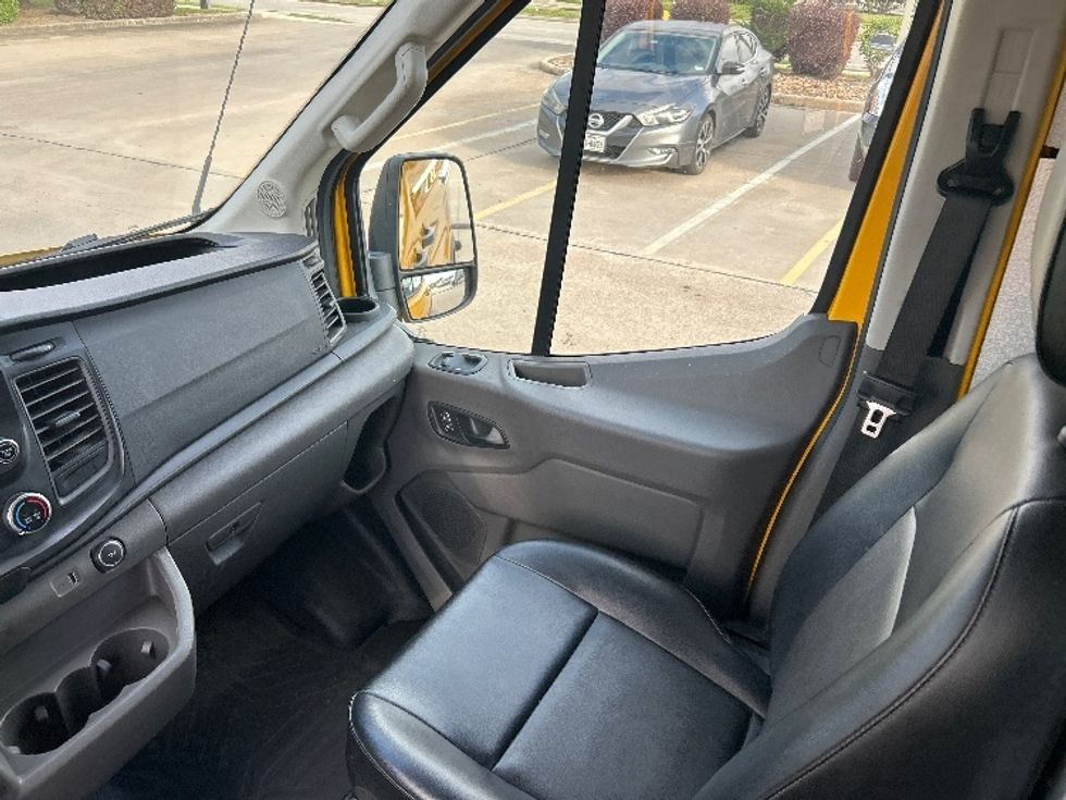 Cargo Van (Panel Van)-Light and Medium Duty Trucks-Ford-2022-Transit 250-Houston-TX-111,051\n\t\tmiles-$ 30,000 - Image 19