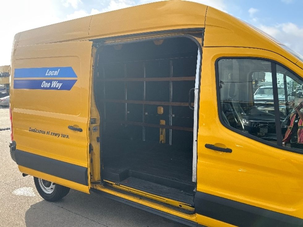 Cargo Van (Panel Van)-Light and Medium Duty Trucks-Ford-2022-Transit 250-Houston-TX-111,051\n\t\tmiles-$ 30,000 - Image 25