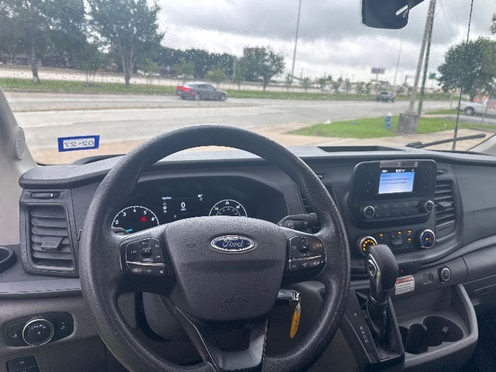 Cargo Van (Panel Van)-Light and Medium Duty Trucks-Ford-2022-Transit 250-Houston-TX-81,861\n\t\tmiles-$ 39,750 - Image 14