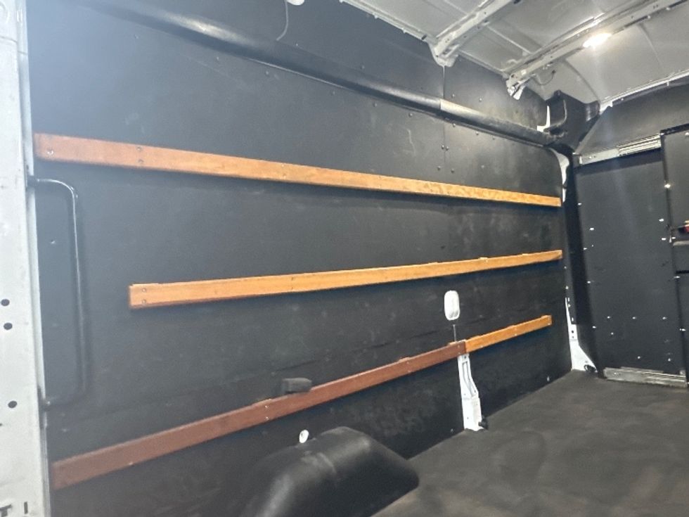Cargo Van (Panel Van)-Light and Medium Duty Trucks-Ford-2022-Transit 250-Houston-TX-81,861\n\t\tmiles-$ 39,750 - Image 9