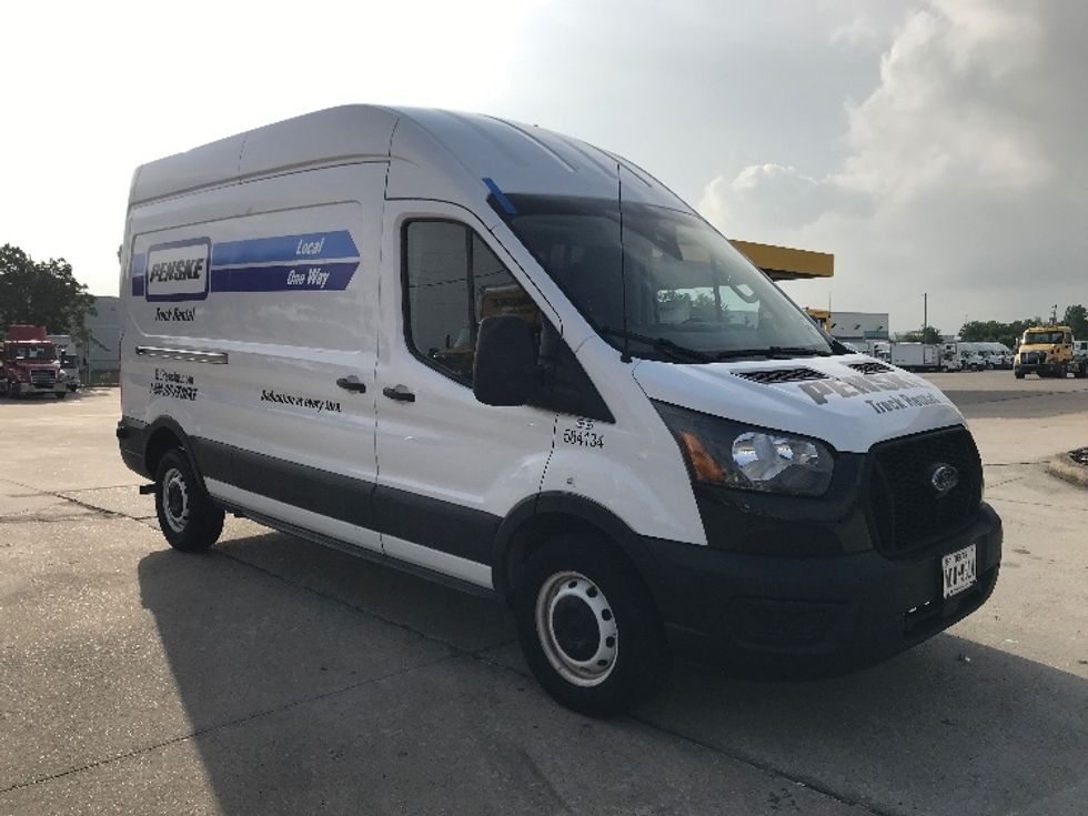 Cargo Van (Panel Van)-Light and Medium Duty Trucks-Ford-2022-Transit 250-Houston-TX-84,665\n\t\tmiles-$ 37,500 - Image 1