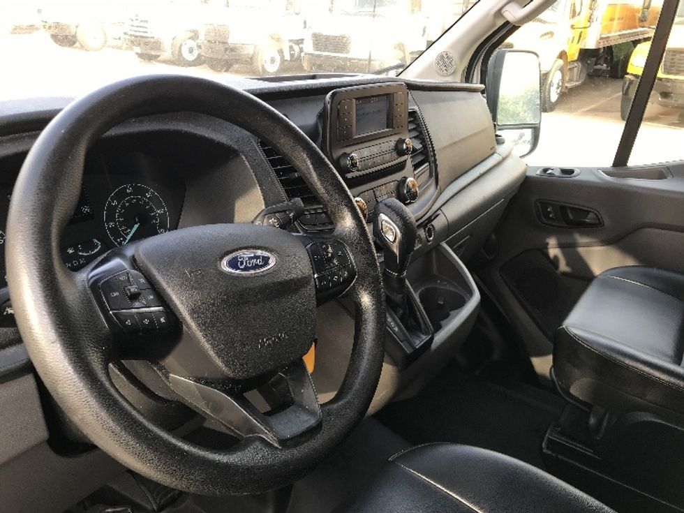 Cargo Van (Panel Van)-Light and Medium Duty Trucks-Ford-2022-Transit 250-Houston-TX-84,665\n\t\tmiles-$ 37,500 - Image 16