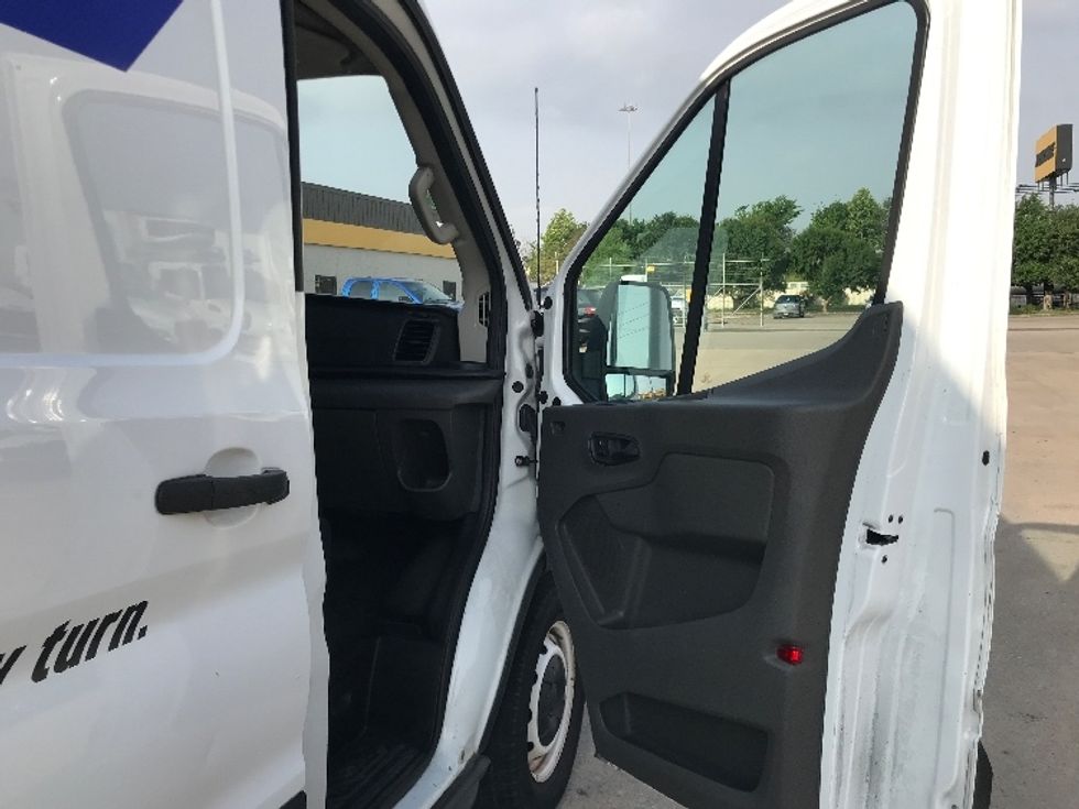 Cargo Van (Panel Van)-Light and Medium Duty Trucks-Ford-2022-Transit 250-Houston-TX-84,665\n\t\tmiles-$ 37,500 - Image 19