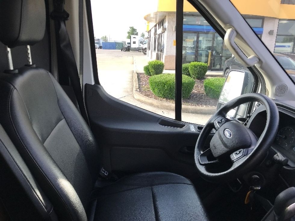 Cargo Van (Panel Van)-Light and Medium Duty Trucks-Ford-2022-Transit 250-Houston-TX-84,665\n\t\tmiles-$ 37,500 - Image 21