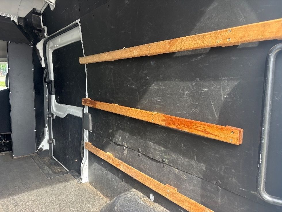 Cargo Van (Panel Van)-Light and Medium Duty Trucks-Ford-2022-Transit 250-Houston-TX-89,266\n\t\tmiles-$ 38,750 - Image 10