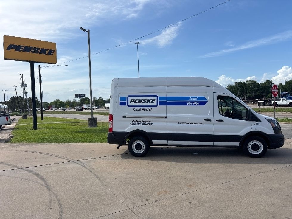 Cargo Van (Panel Van)-Light and Medium Duty Trucks-Ford-2022-Transit 250-Houston-TX-89,266\n\t\tmiles-$ 38,750 - Image 12