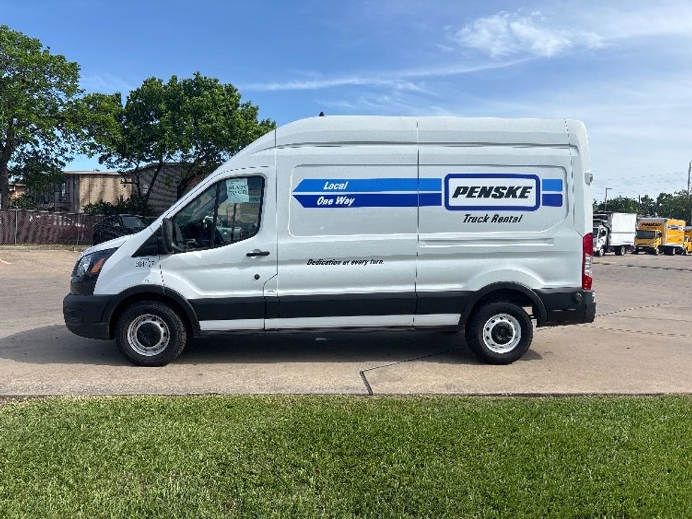 Cargo Van (Panel Van)-Light and Medium Duty Trucks-Ford-2022-Transit 250-Houston-TX-89,266\n\t\tmiles-$ 38,750 - Image 4